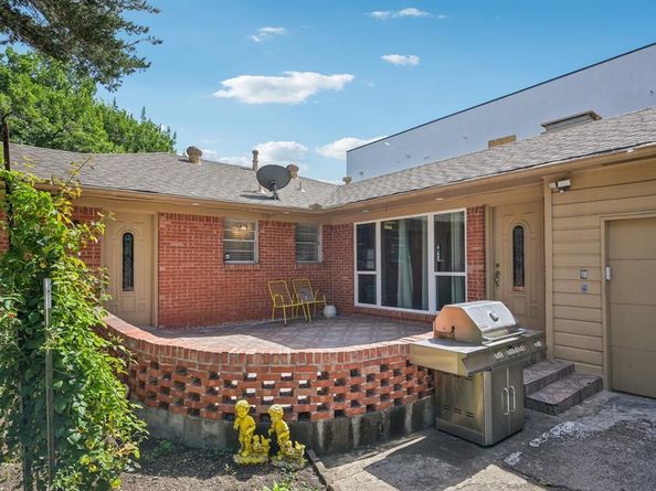 3209  Newcastle Drive , Dallas Texas 75220