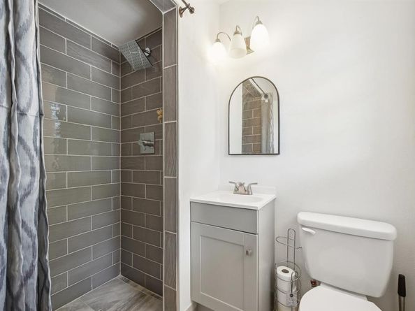 3209  Newcastle Drive , Dallas Texas 75220