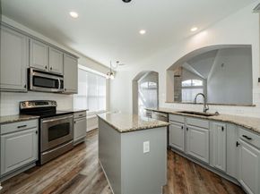 2917  Newport Drive , Rockwall Texas 75032