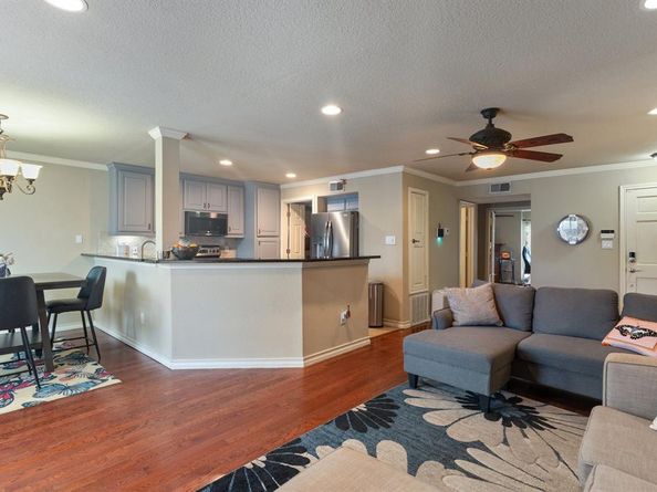9433  Timberleaf Drive , Dallas Texas 75243