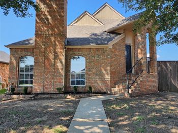 2229  Silverthorn Lane 