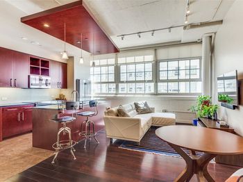 2600 W 7th Street 