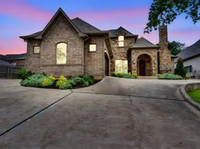6801  Woodland Hills Drive , North Richland Hills Texas 76182