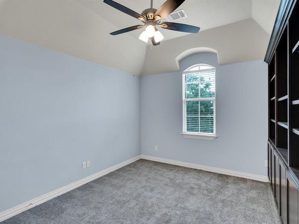 6801  Woodland Hills Drive , North Richland Hills Texas 76182