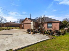 3809 S Peachtree Road , Balch Springs Texas 75180