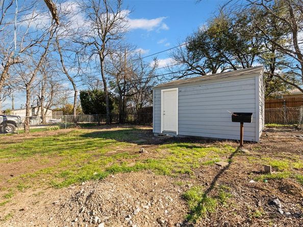 516 E Pafford Street , Fort Worth Texas 76110