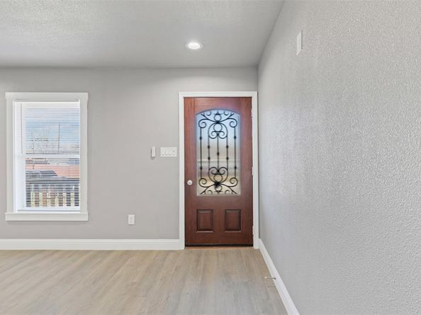 516 E Pafford Street , Fort Worth Texas 76110