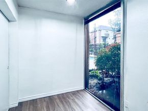 4044  Buena Vista   104, Dallas Texas 75204