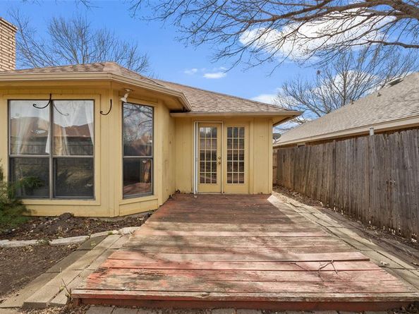 7824  Mahonia Drive , Fort Worth Texas 76133