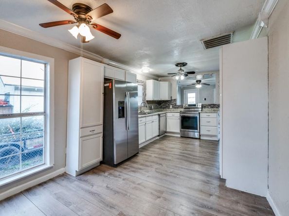 1415 E Terrell Avenue , Fort Worth Texas 76104