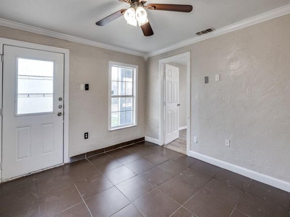 1415 E Terrell Avenue , Fort Worth Texas 76104