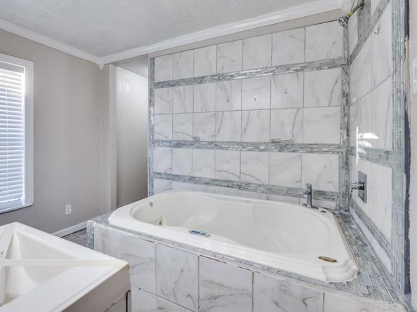 1415 E Terrell Avenue , Fort Worth Texas 76104
