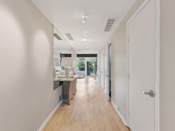 10  Turtle Creek Bend , Dallas Texas 75204