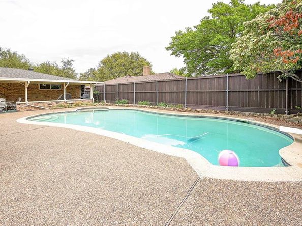 1456  College Parkway , Lewisville Texas 75077