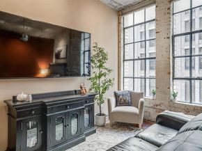 1122  Jackson Street  419, Dallas Texas 75202
