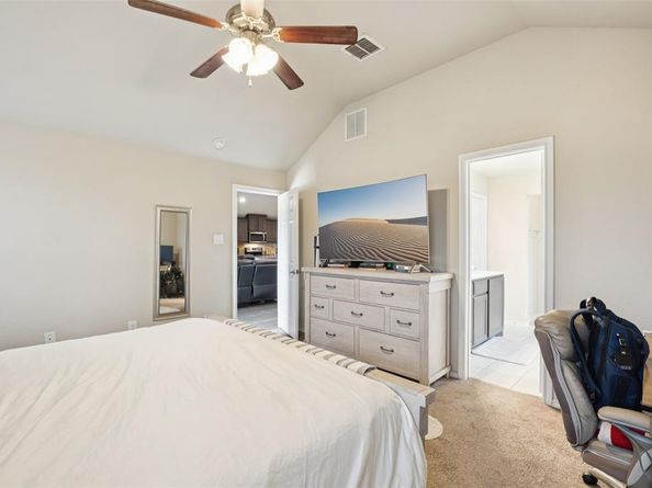 417  Brasenose Street , Fort Worth Texas 76036