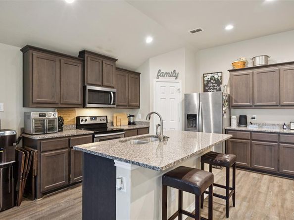 417  Brasenose Street , Fort Worth Texas 76036