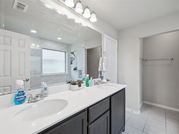 417  Brasenose Street , Fort Worth Texas 76036