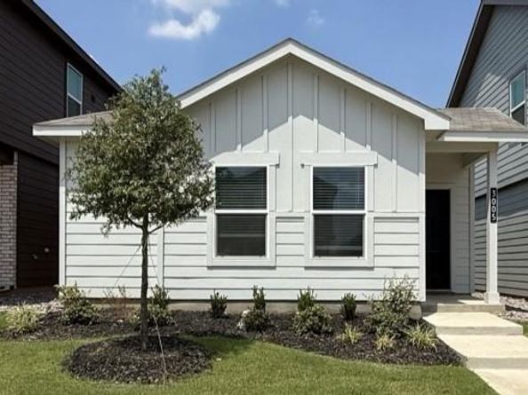 3005  PECAN FARM Lane , Fort Worth Texas 76140