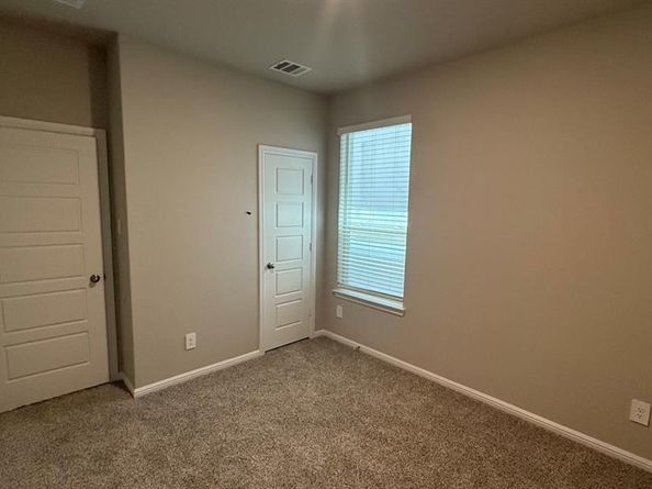 3005  PECAN FARM Lane , Fort Worth Texas 76140