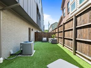 1919  Summit Avenue  2, Dallas Texas 75206