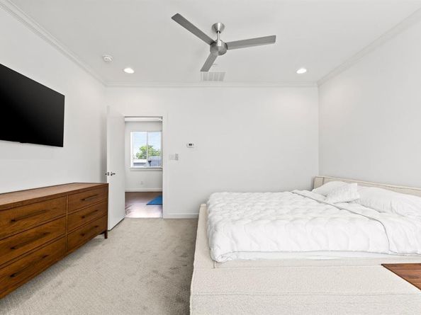 1919  Summit Avenue  2, Dallas Texas 75206