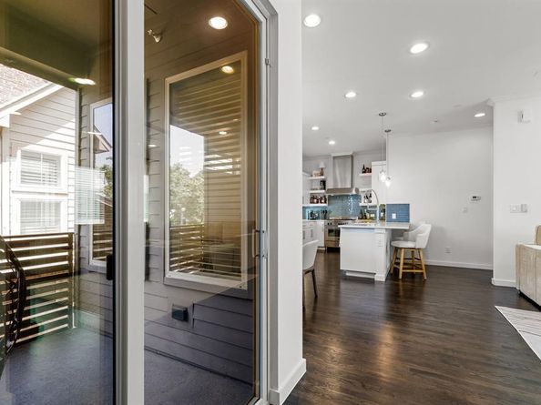 1919  Summit Avenue  2, Dallas Texas 75206