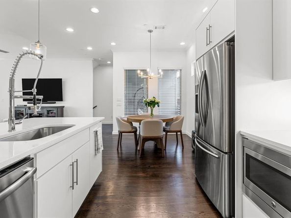 1919  Summit Avenue  2, Dallas Texas 75206