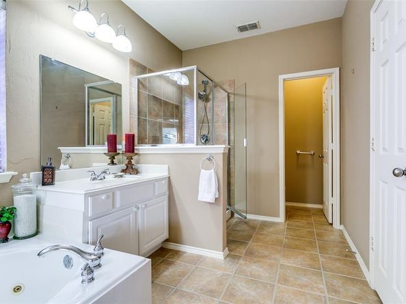 3801  Emerald Park Drive , Corinth Texas 76208