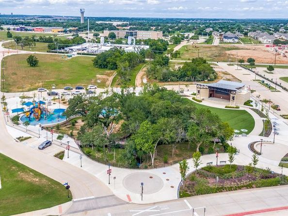 3801  Emerald Park Drive , Corinth Texas 76208