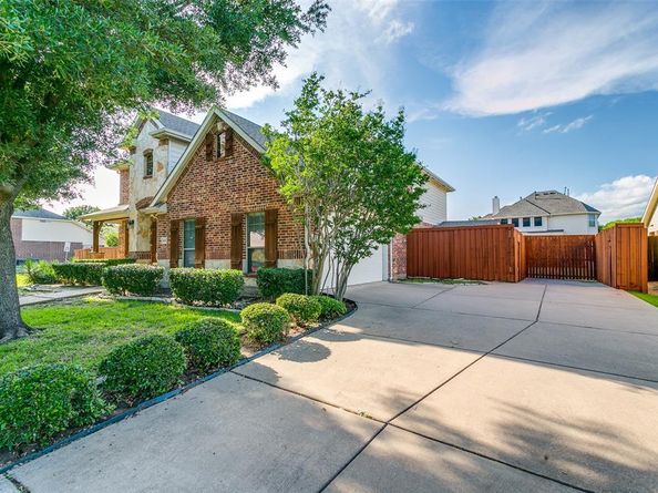 3801  Emerald Park Drive , Corinth Texas 76208