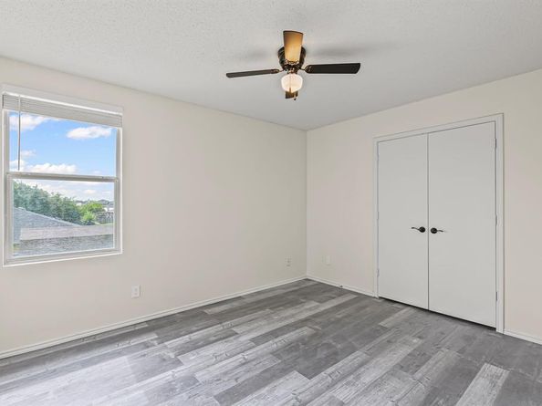 929  Brooks Drive , Cedar Hill Texas 75104