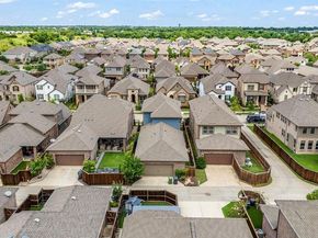 1420  White Squall Trail , Arlington Texas 76005