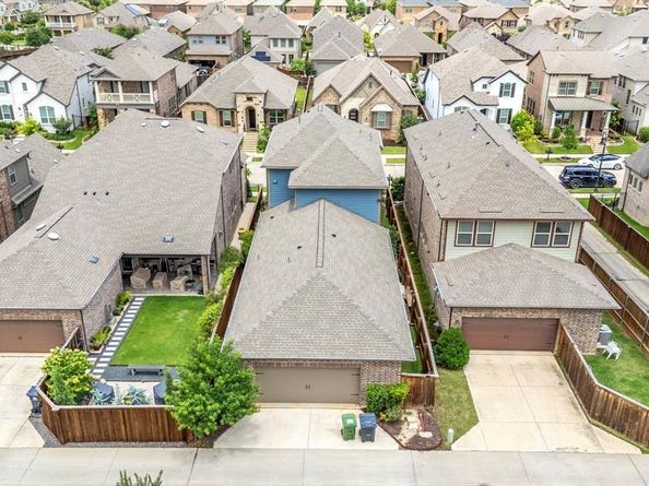 1420  White Squall Trail , Arlington Texas 76005