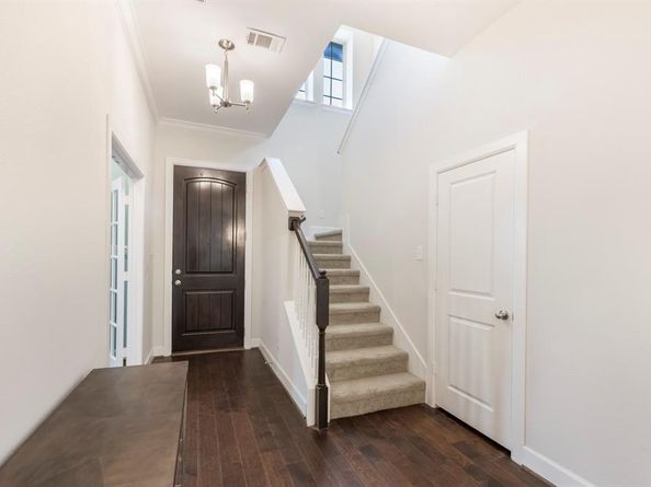 1420  White Squall Trail , Arlington Texas 76005