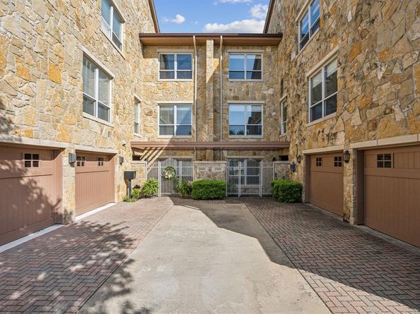 2590  King Arthur Boulevard , Lewisville Texas 75056