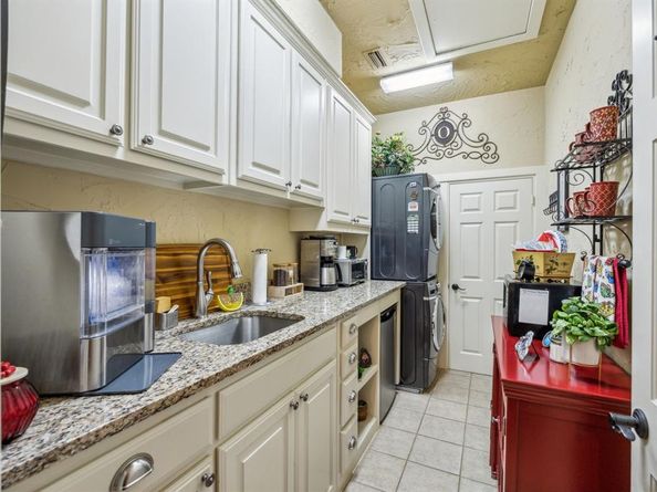 2590  King Arthur Boulevard , Lewisville Texas 75056