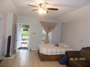 2917  Dillard Street , Fort Worth Texas 76105