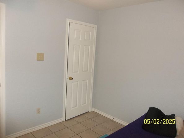 2917  Dillard Street , Fort Worth Texas 76105