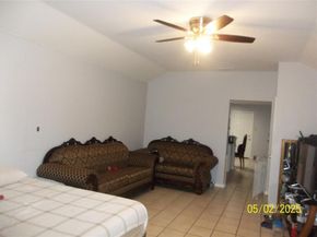 2917  Dillard Street , Fort Worth Texas 76105