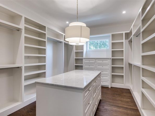 7538  Centenary Avenue , Dallas Texas 75225
