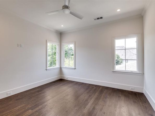 7538  Centenary Avenue , Dallas Texas 75225