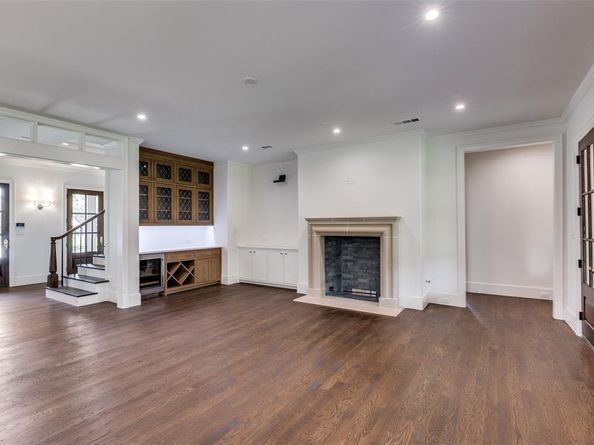 7538  Centenary Avenue , Dallas Texas 75225