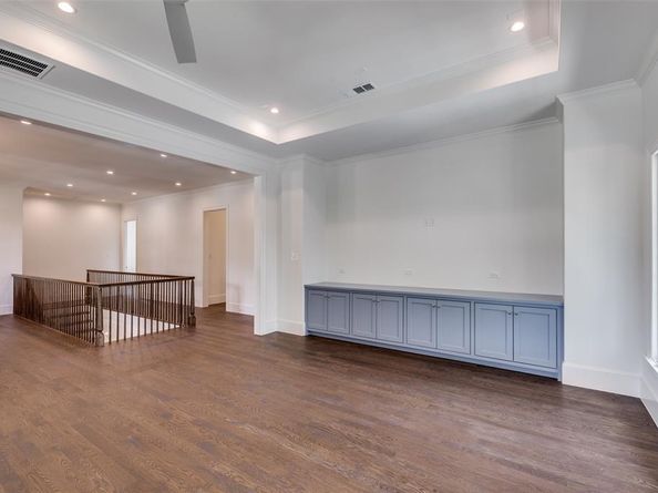 7538  Centenary Avenue , Dallas Texas 75225