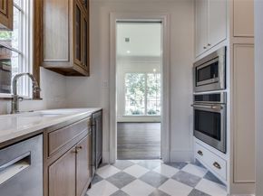 7538  Centenary Avenue , Dallas Texas 75225