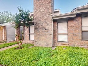 17490  Meandering Way  2303, Dallas Texas 75252