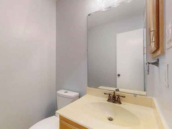 17490  Meandering Way  2303, Dallas Texas 75252