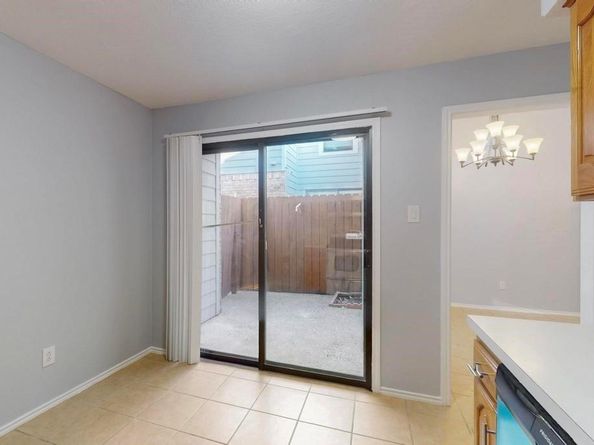 17490  Meandering Way  2303, Dallas Texas 75252