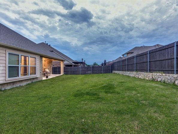9328  Amistad Lane , Denton Texas 76226