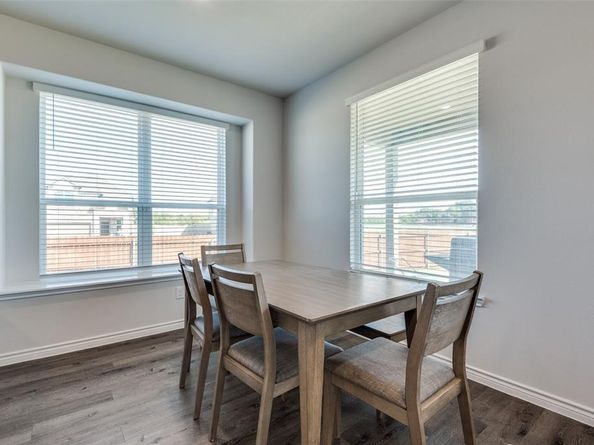 400  Livingston Drive , DeSoto Texas 75115